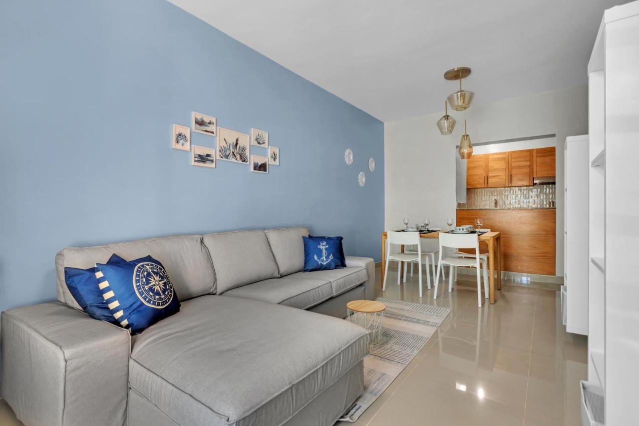 With Pool And Rooftop Next To Downtown Pc Apartamento *