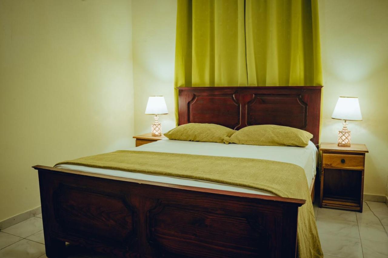 Aparta Veron Apartahotel 3*