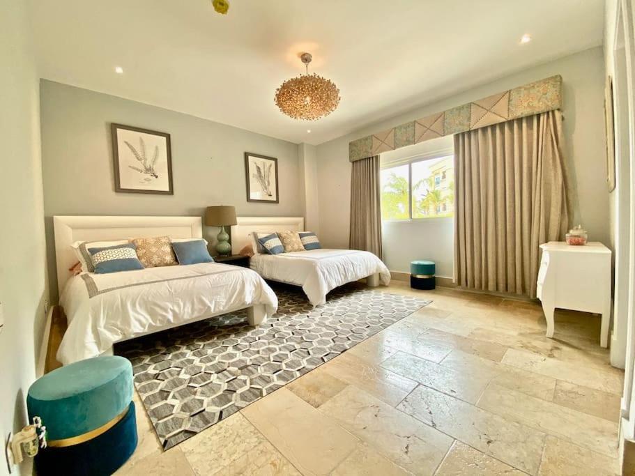 Stylish Lux Aquamarina Cap Cana Apartamento