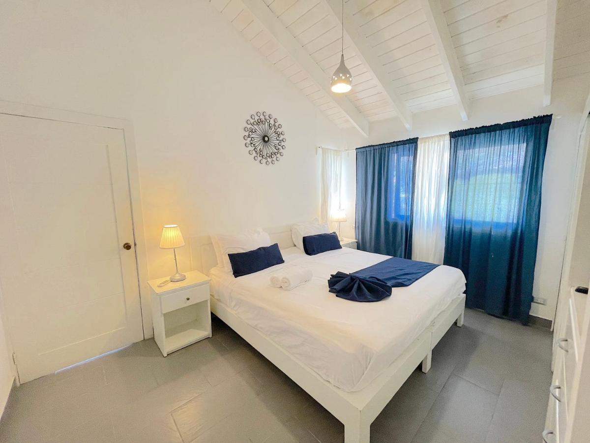 Ocean View 4 Guests Bavaro Beach Wifi Kitchen Parking Villa *