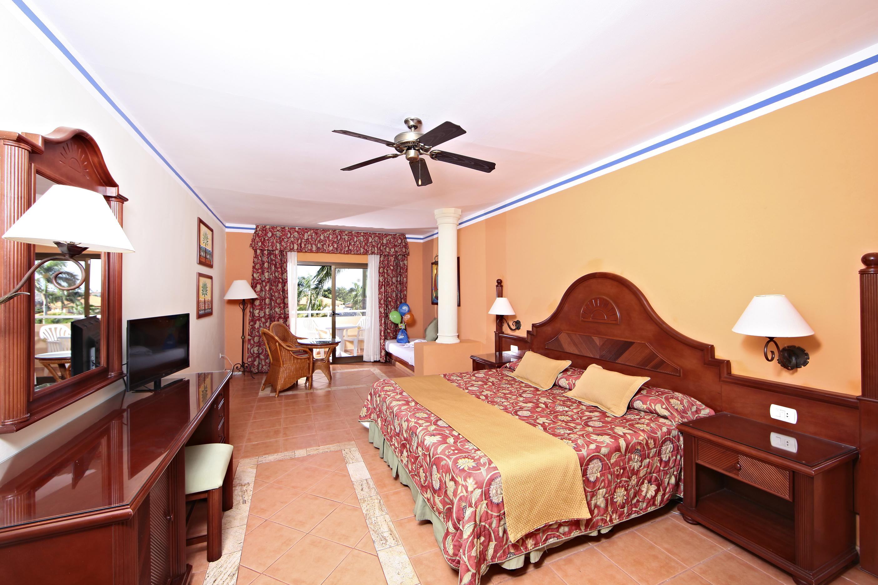 Bahia Principe Grand Turquesa - Resort