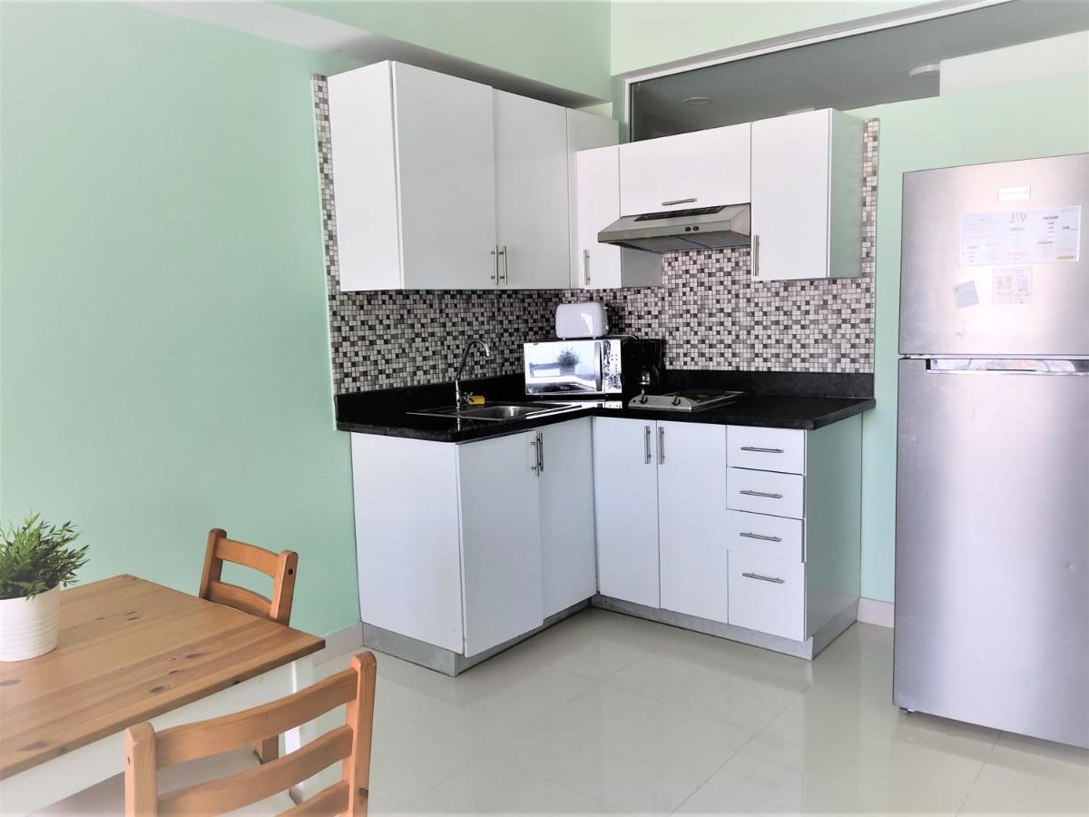 Superior Studio With Beach Access Apartahotel 4*