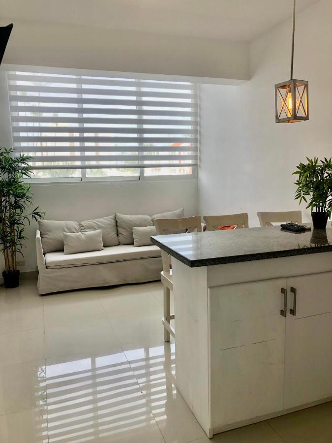 Rooftop Pool Suites Sol Caribe Close To The Beach