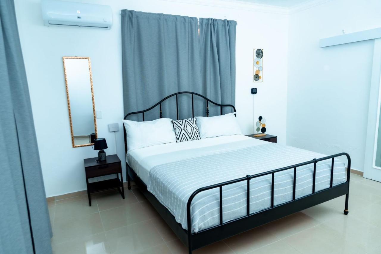 Lovely 10 Mins Away From Airport Apartamento *