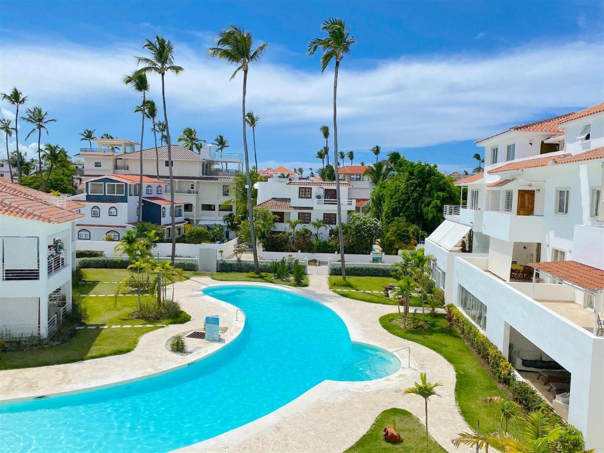 Los Corales Villas And Suites - Beach Club, Spa, Restaurants * Punta Cana