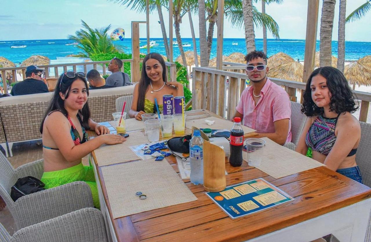 Los Corales Villas And Suites - Beach Club, Spa, Restaurants * Punta Cana