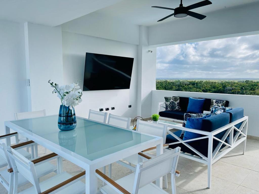 Beach, Golf, Casino,jacuzzi & Pool Penthouse In Hard Rock, Area, Cana Rock Star Apartamento *
