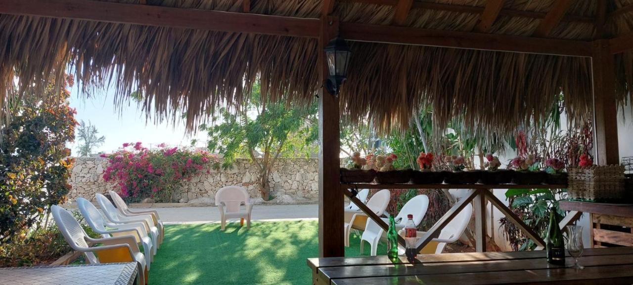Johnnier Macao Pensión Punta Cana
