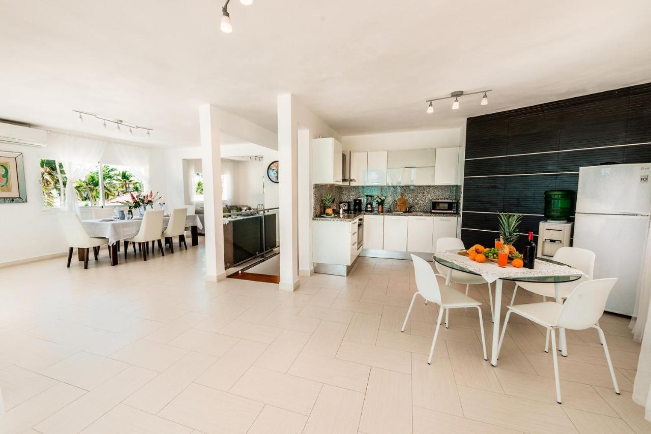 Apartamento Beachfront For Rent - Ocean View, Private Terrace, And Bbq