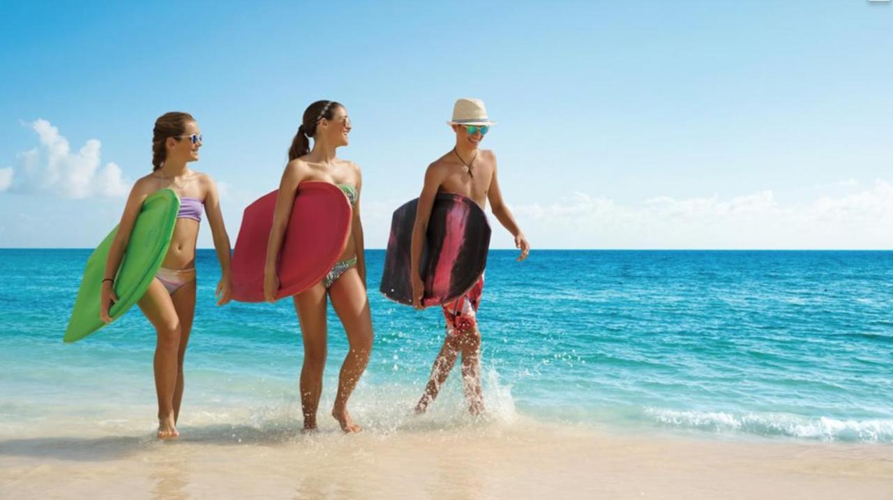 Aventura Village Corales And 5* Punta Cana