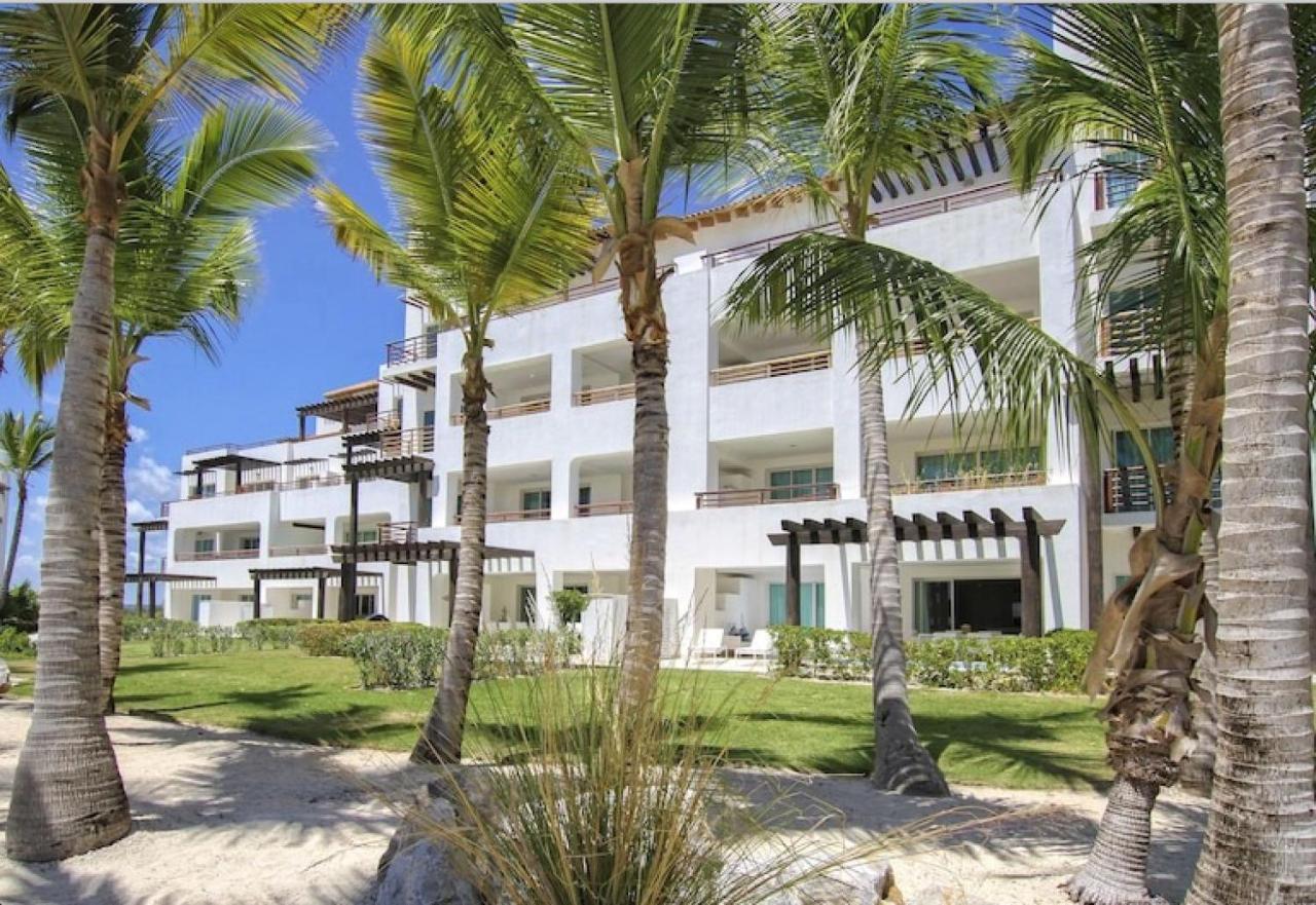 New! Beachfront Lux With Private Jacuzzi