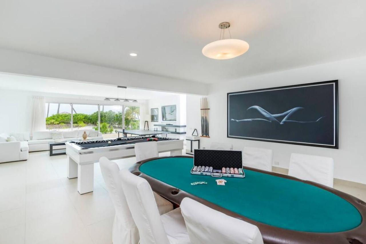 Pandora Beach Front With Chef Game Pool *