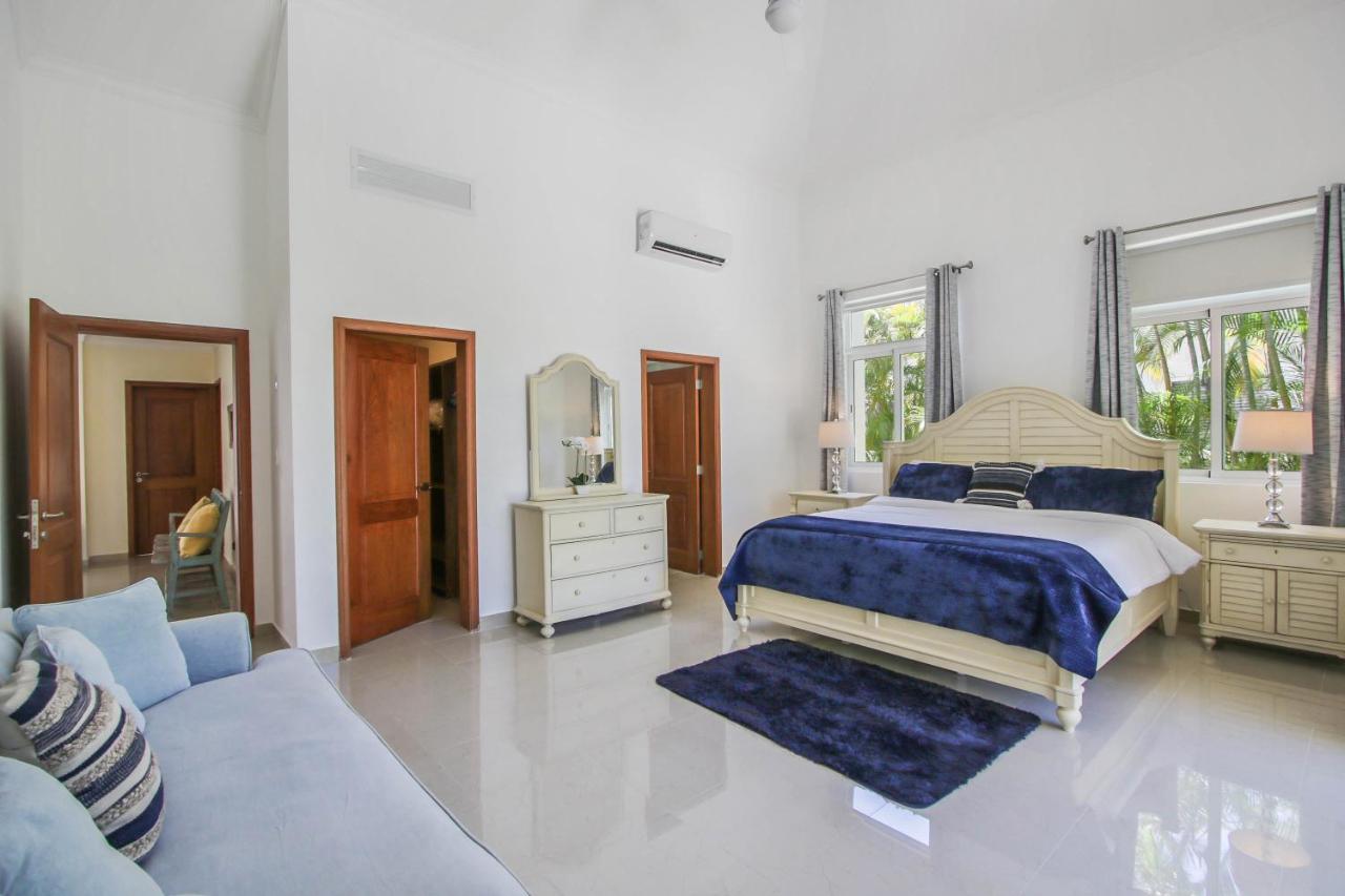 Stunning 3-bedroom With Pool, Jacuzzi And Maid Near Bavaro *