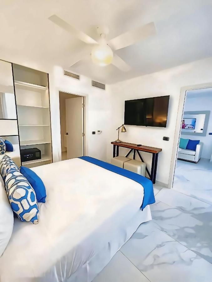 Ph In Cana Rock Star With Golf View And Pool *