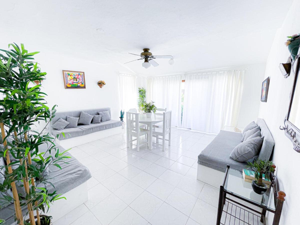 Villas & Vacation Long Term Bavaro Corales *