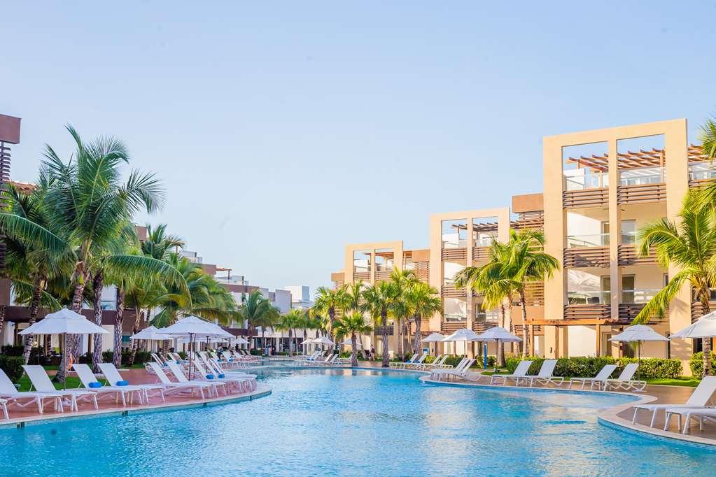 Radisson Blu Punta Cana, An *
