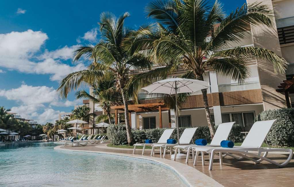 Radisson Blu Punta Cana, An Hotel *