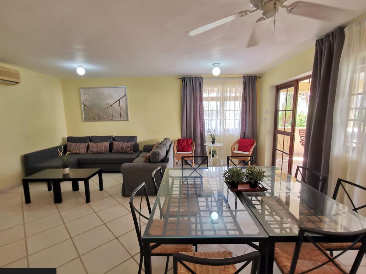 Tropicana Suites Deluxe Club And Pool - Playa Corales