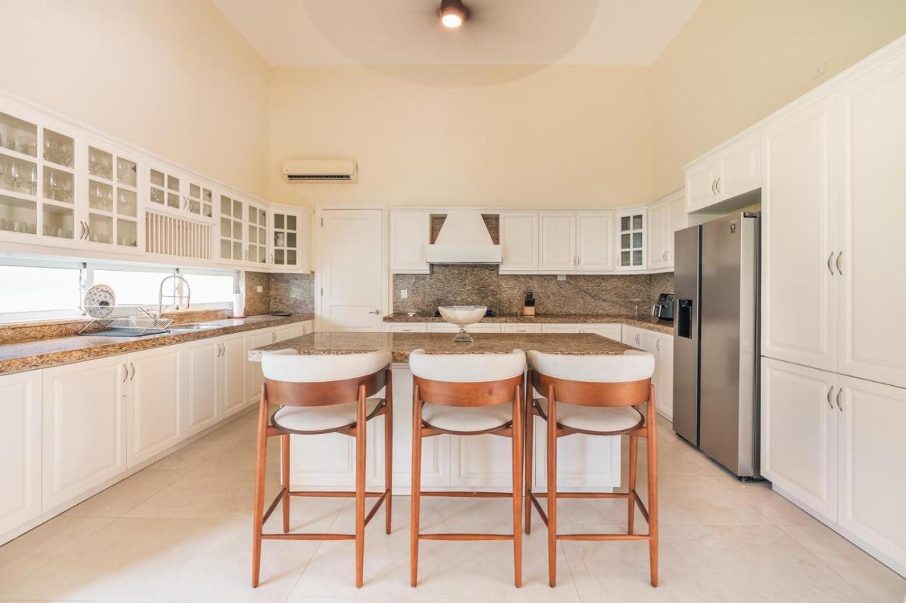 Villa Wonderful 4br With Maid At