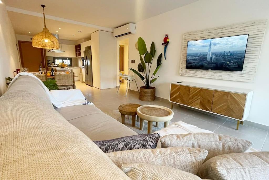 Apartamento Tropical Deluxe 2 Bedroom Unit With Jacuzzi Punta Cana