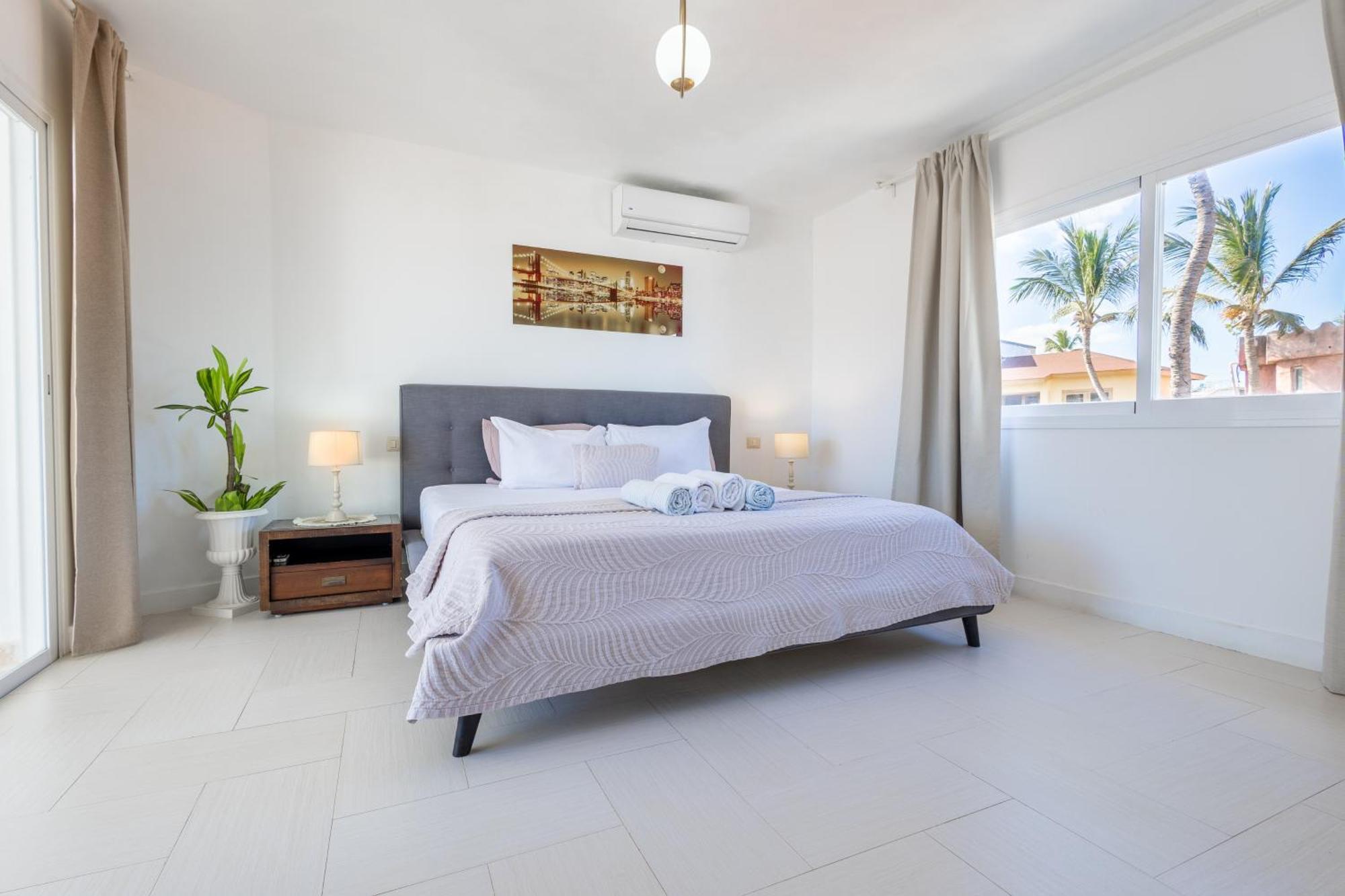 Beachfront For Rent - Ocean View, Private Terrace, And Bbq Apartamento
