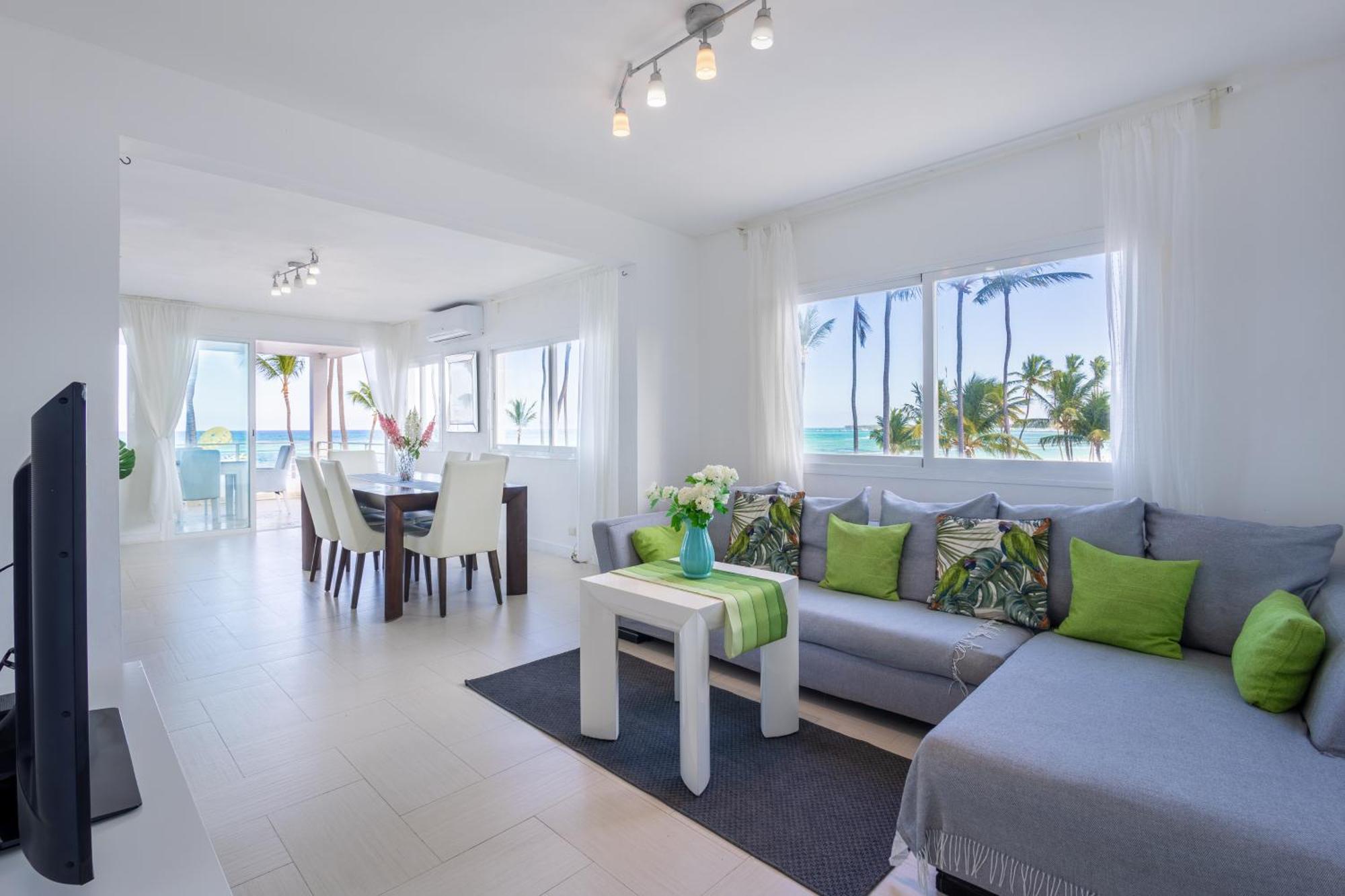 Beachfront For Rent - Ocean View, Private Terrace, And Bbq Apartamento
