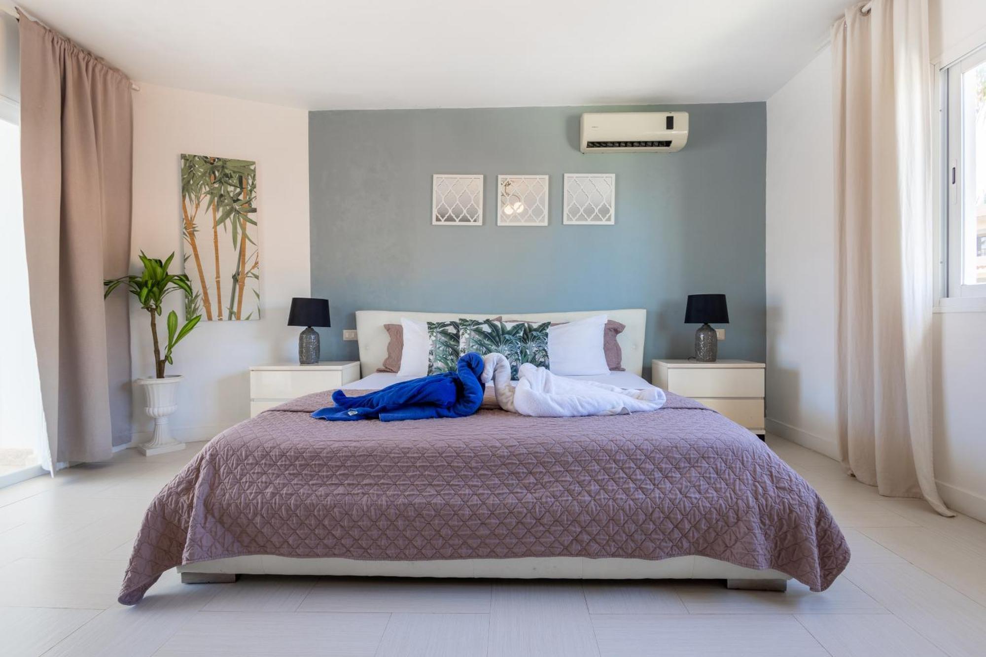 Apartamento Beachfront For Rent - Ocean View, Private Terrace, And Bbq