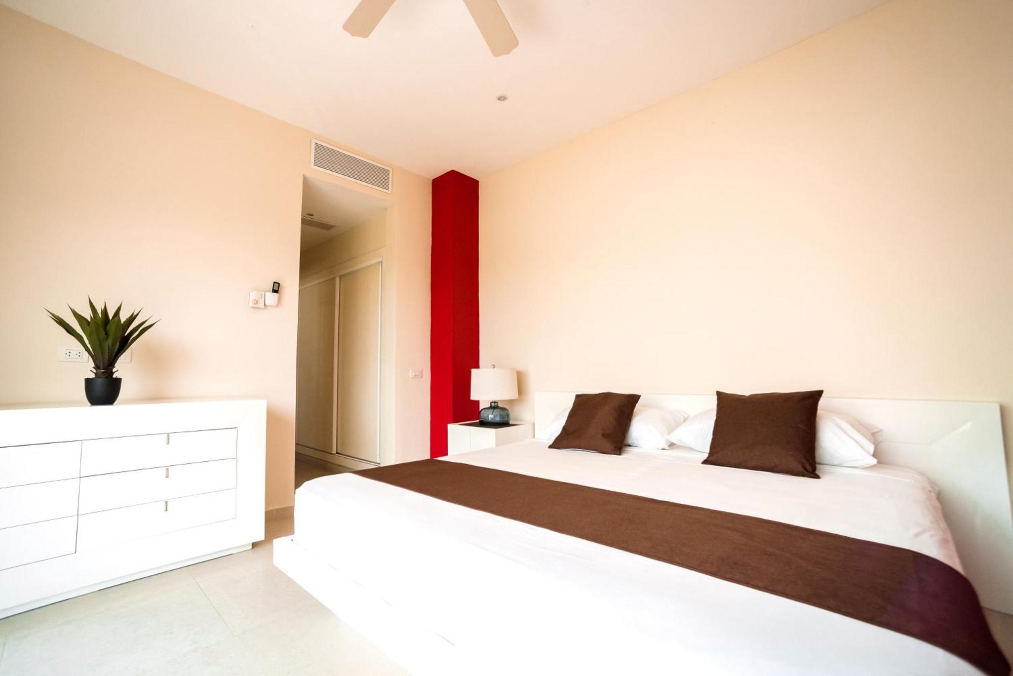 Villa Luxury Iberosta Del Mar - 4bdr, Private Beach, Pool & Jacuzzi Punta Cana