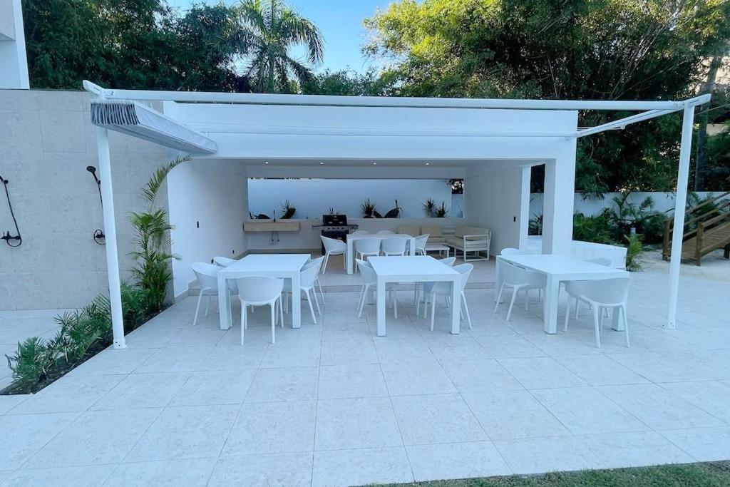 Tropical Deluxe 2 Bedroom Unit With Jacuzzi *