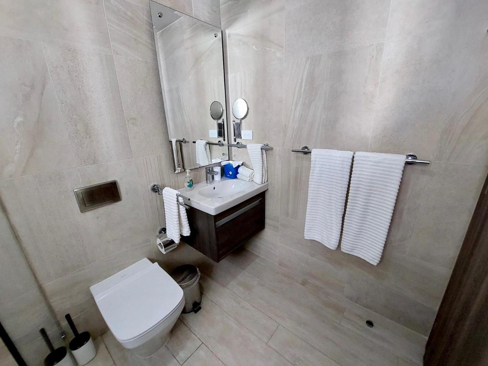 Unique Lake, Golf & Jacuzzi In Hard Rock Golf Pc Apartamento Punta Cana