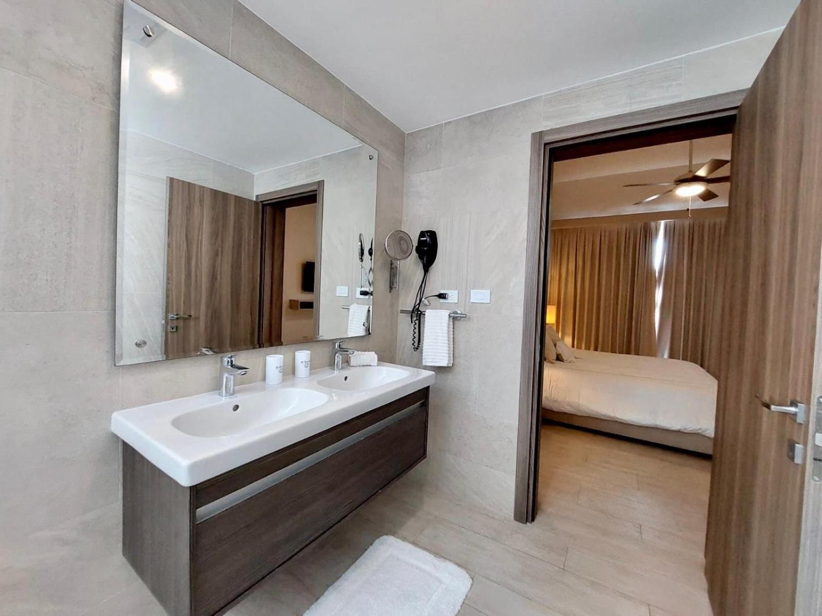 Unique Lake, Golf & Jacuzzi In Hard Rock Golf Pc * Punta Cana
