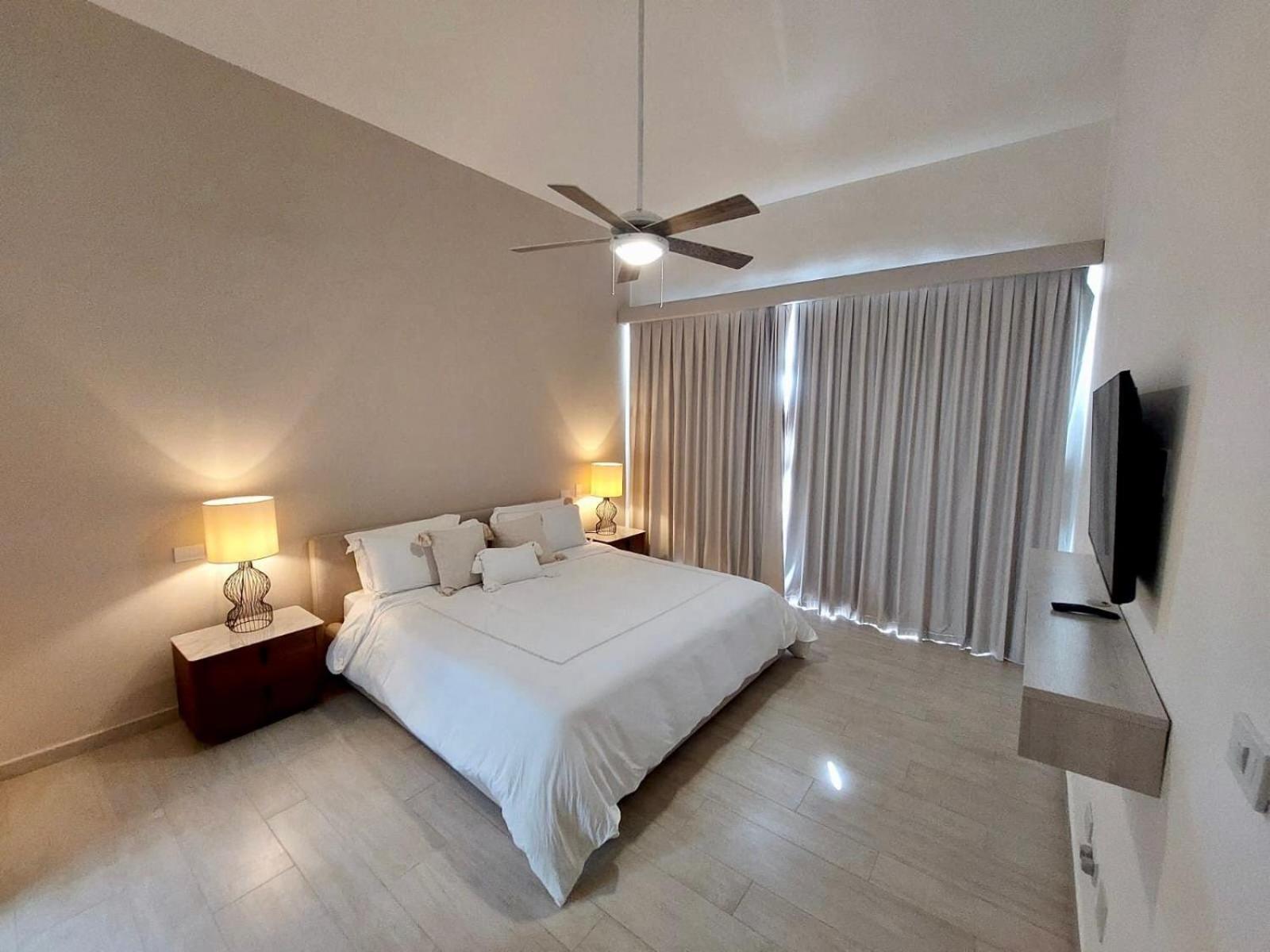 Unique Lake, Golf & Jacuzzi In Hard Rock Golf Pc Apartamento Punta Cana