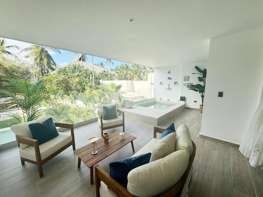 The Zee Corner Tropical Paradise At The Caribe Apartamento *