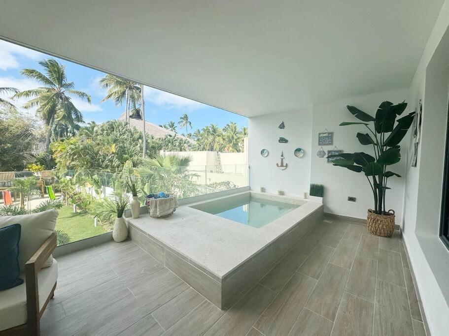 The Zee Corner Tropical Paradise At The Caribe Punta Cana