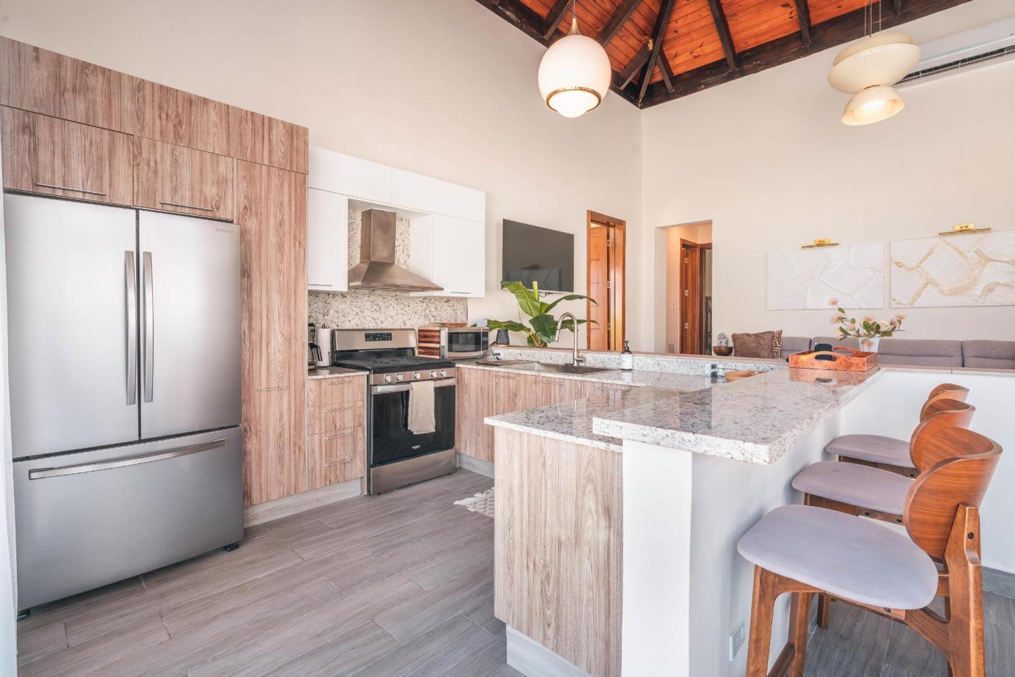 Tropical With Picuzzi At Village Bca