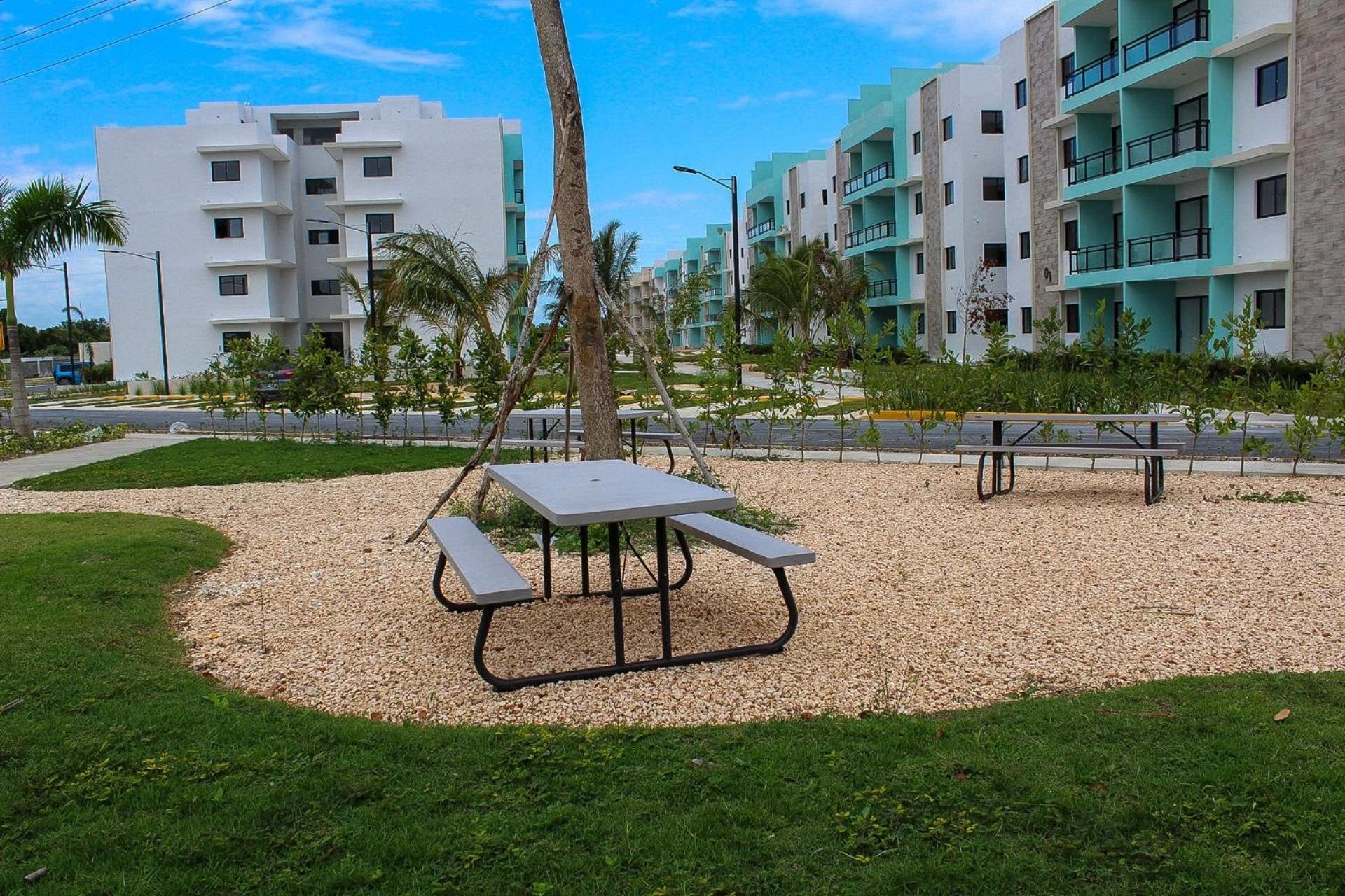 Encantador A Minutos Del Centro Urbano Apartamento