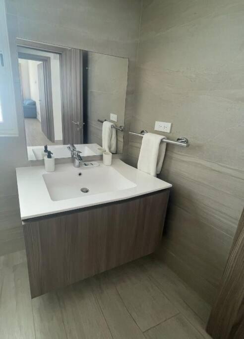 Apartamento Pool View Peaceful 1 Bedroom @ Hard Rock Punta Cana