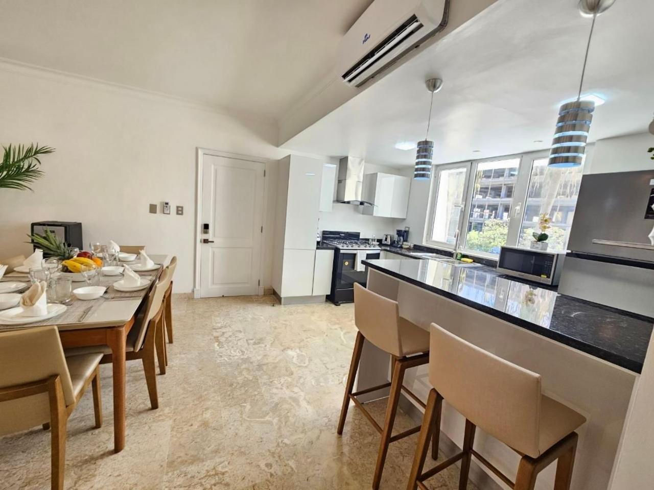 Apartamento 2bdr Access At Playa Turquesa Corales Pc *