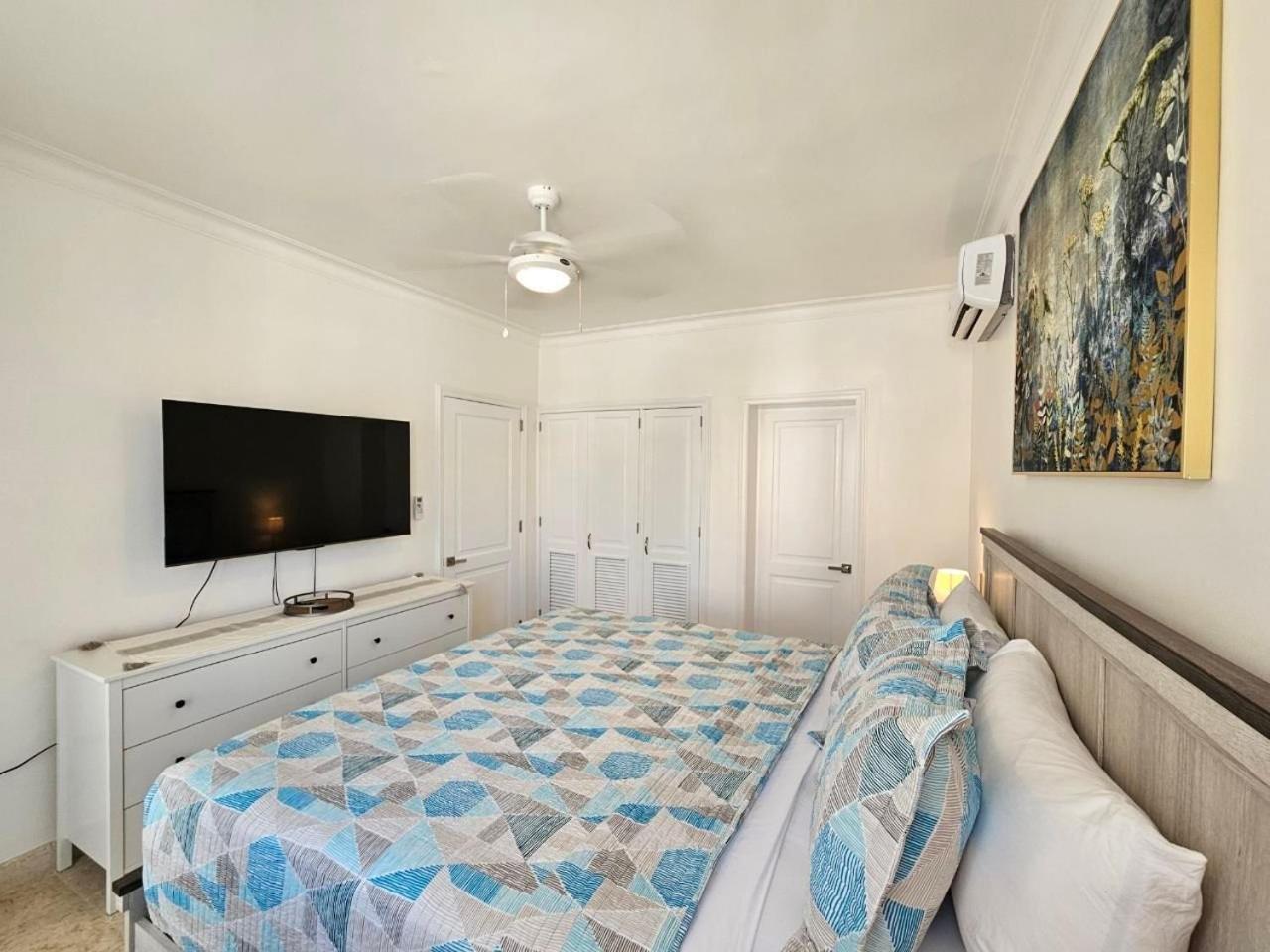 Apartamento 2bdr Access At Playa Turquesa Corales Pc Punta Cana
