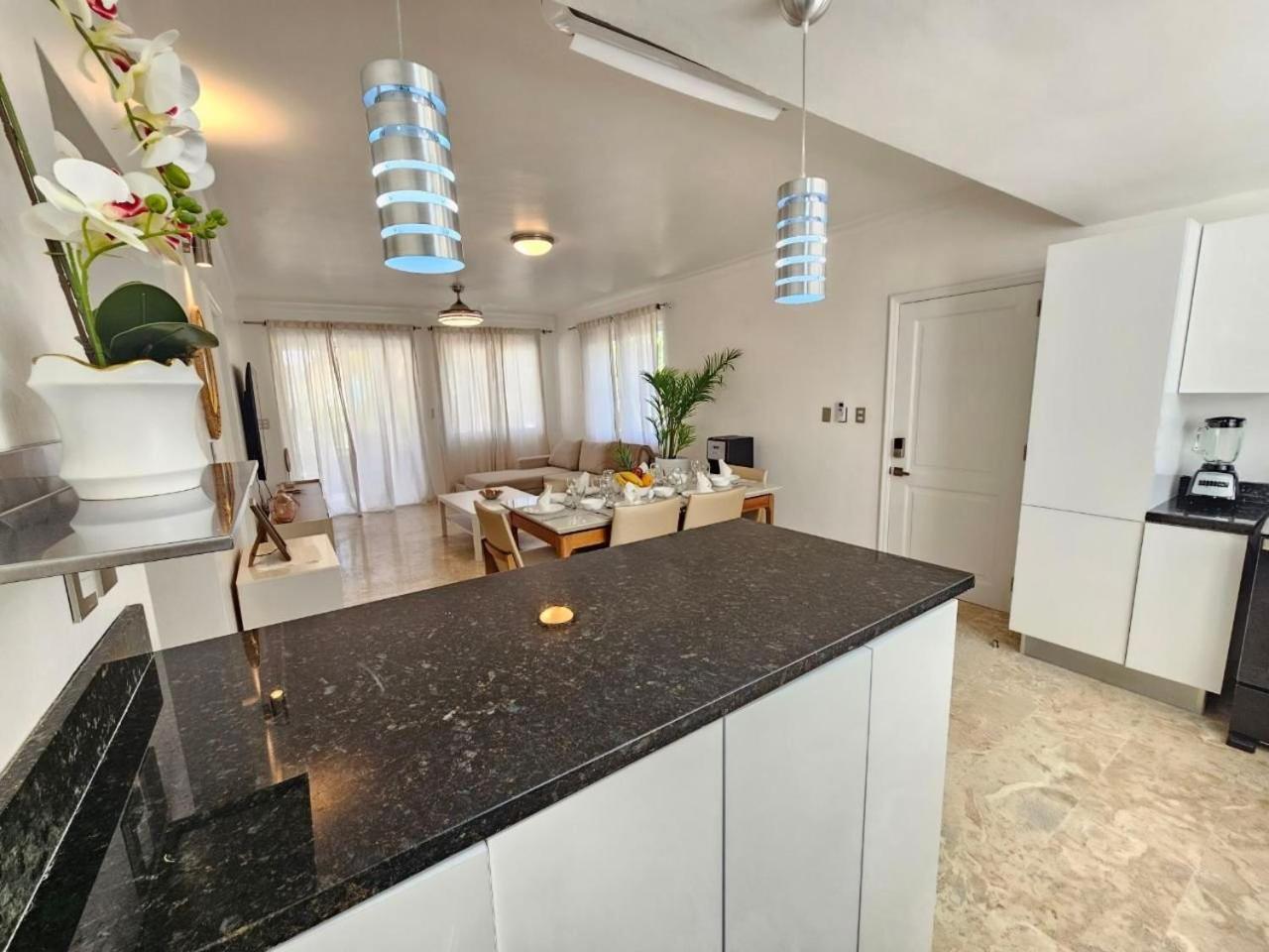 Apartamento 2bdr Access At Playa Turquesa Corales Pc Punta Cana