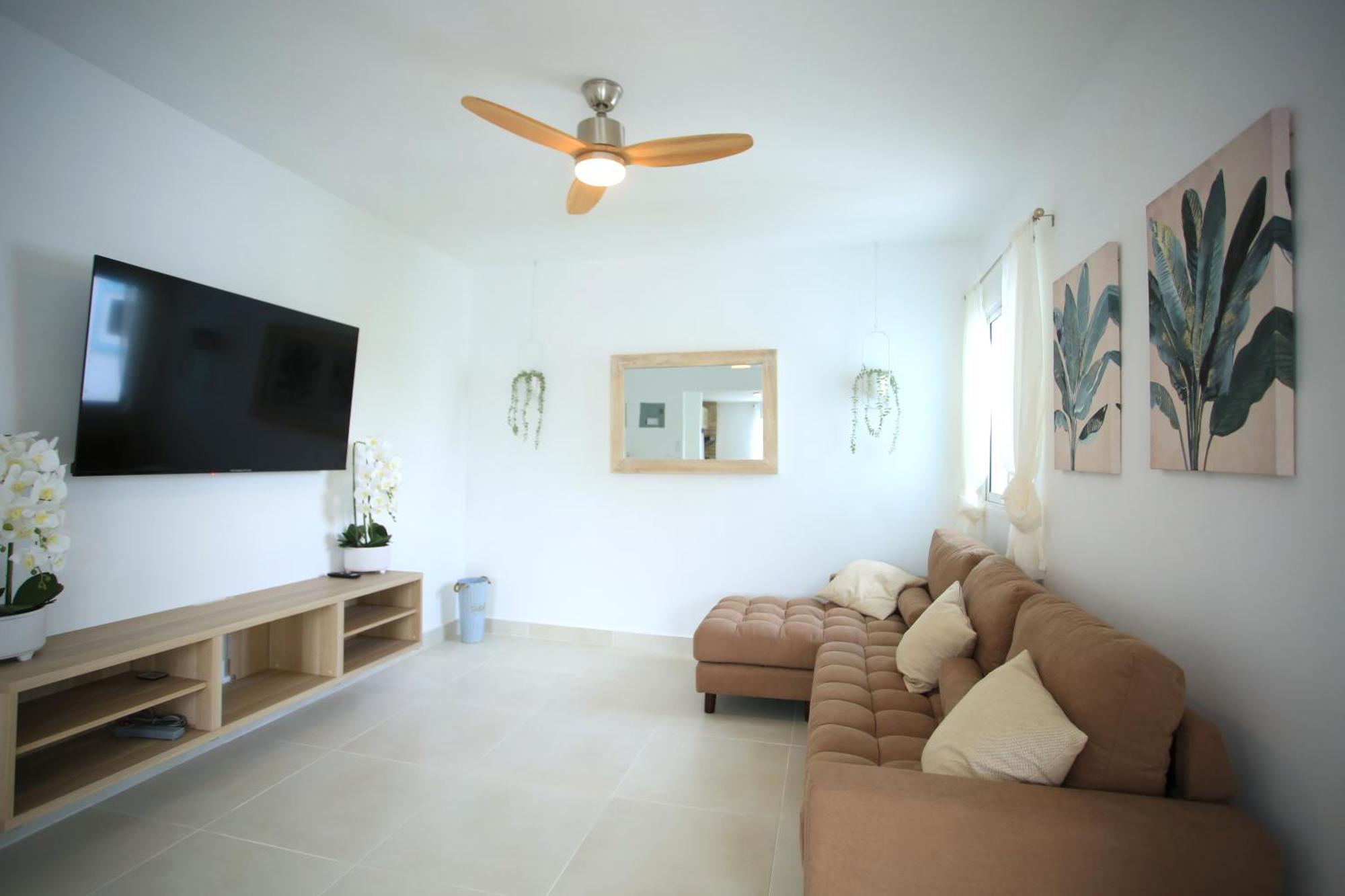 Island Oasis 1 Bedroom 2 Beds 2 Bath Getaway *