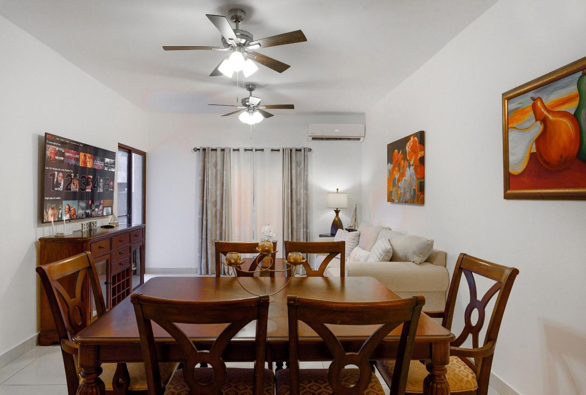 Primer Piso Con Piscina Y Cerca De La Playa * Punta Cana