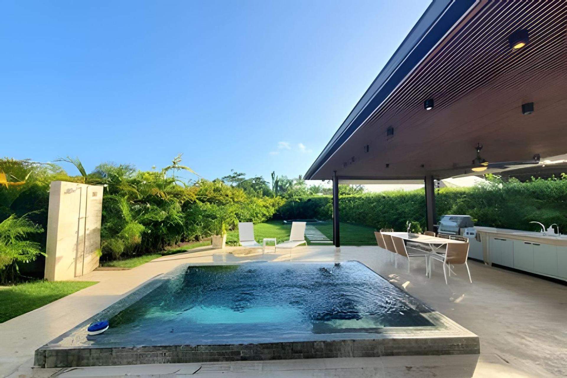 Сasa de vacaciones Elegante Privada De 4 Con Piscina Y Jacuzzi Punta Cana