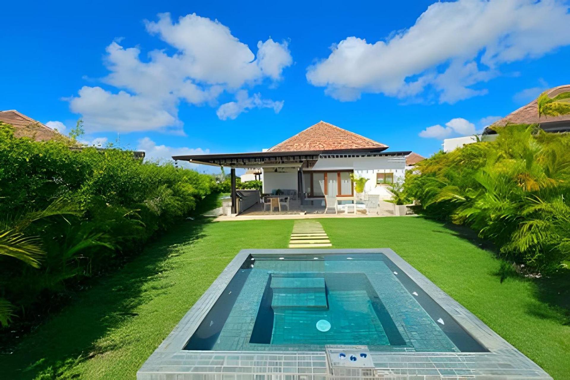 Сasa de vacaciones Elegante Privada De 4 Con Piscina Y Jacuzzi