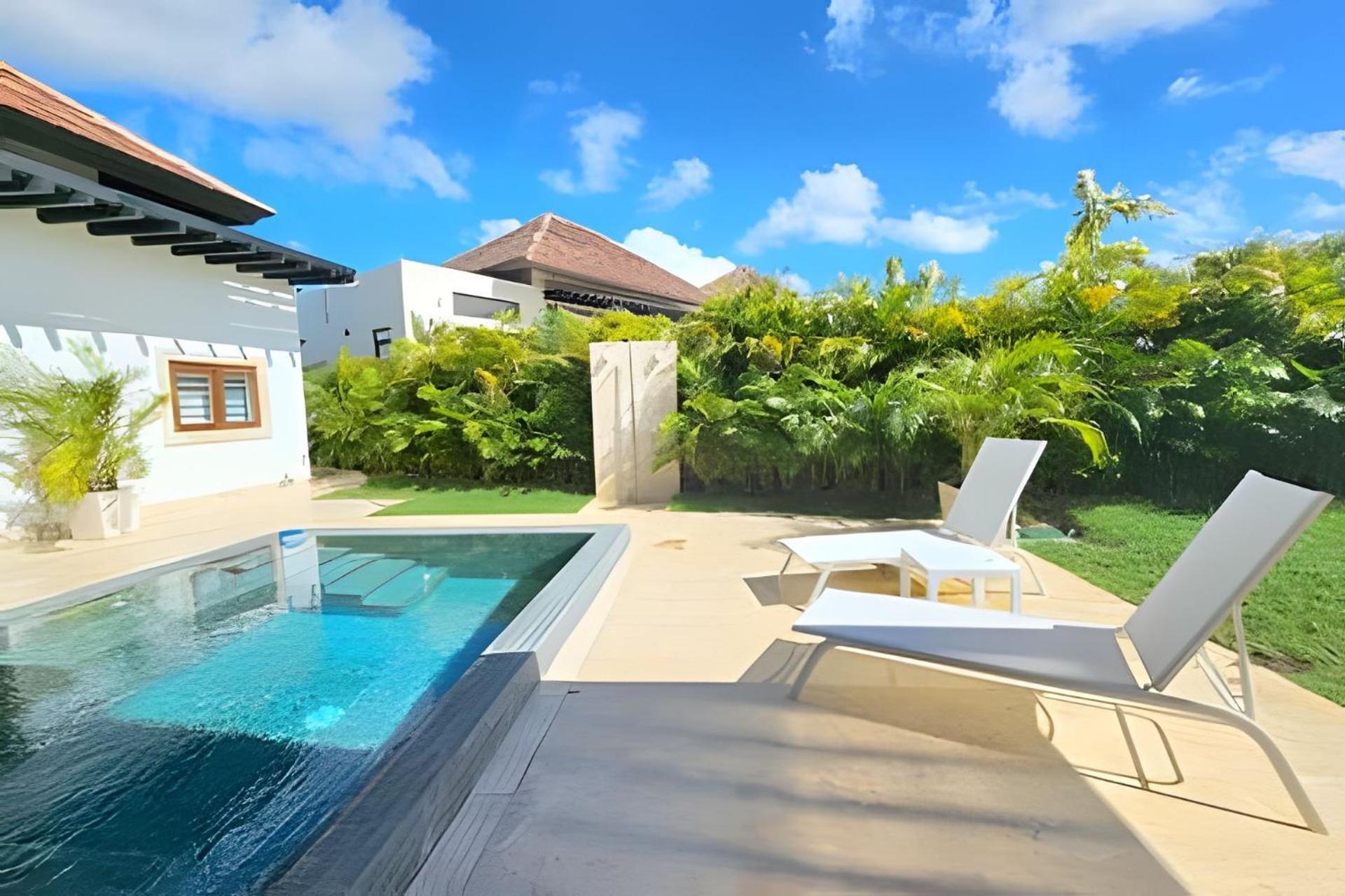 Elegante Privada De 4 Con Piscina Y Jacuzzi *