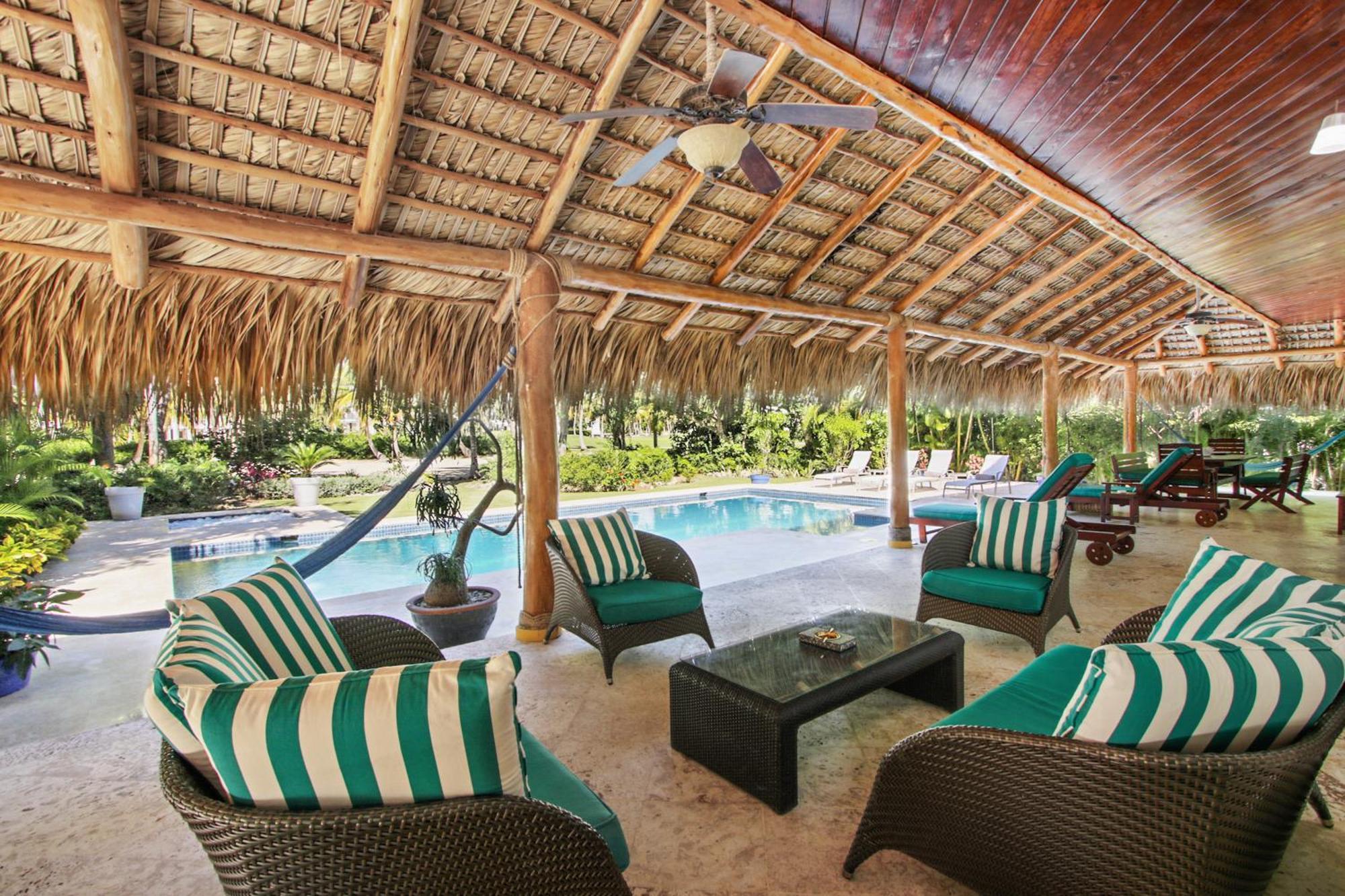Luxury On La Cana Golf Course With Pool, Jacuzzi, Cart & Maid