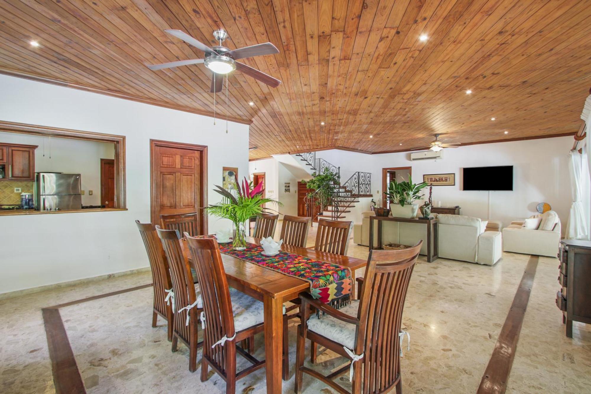 Villa Luxury On La Cana Golf Course With Pool, Jacuzzi, Cart & Maid *