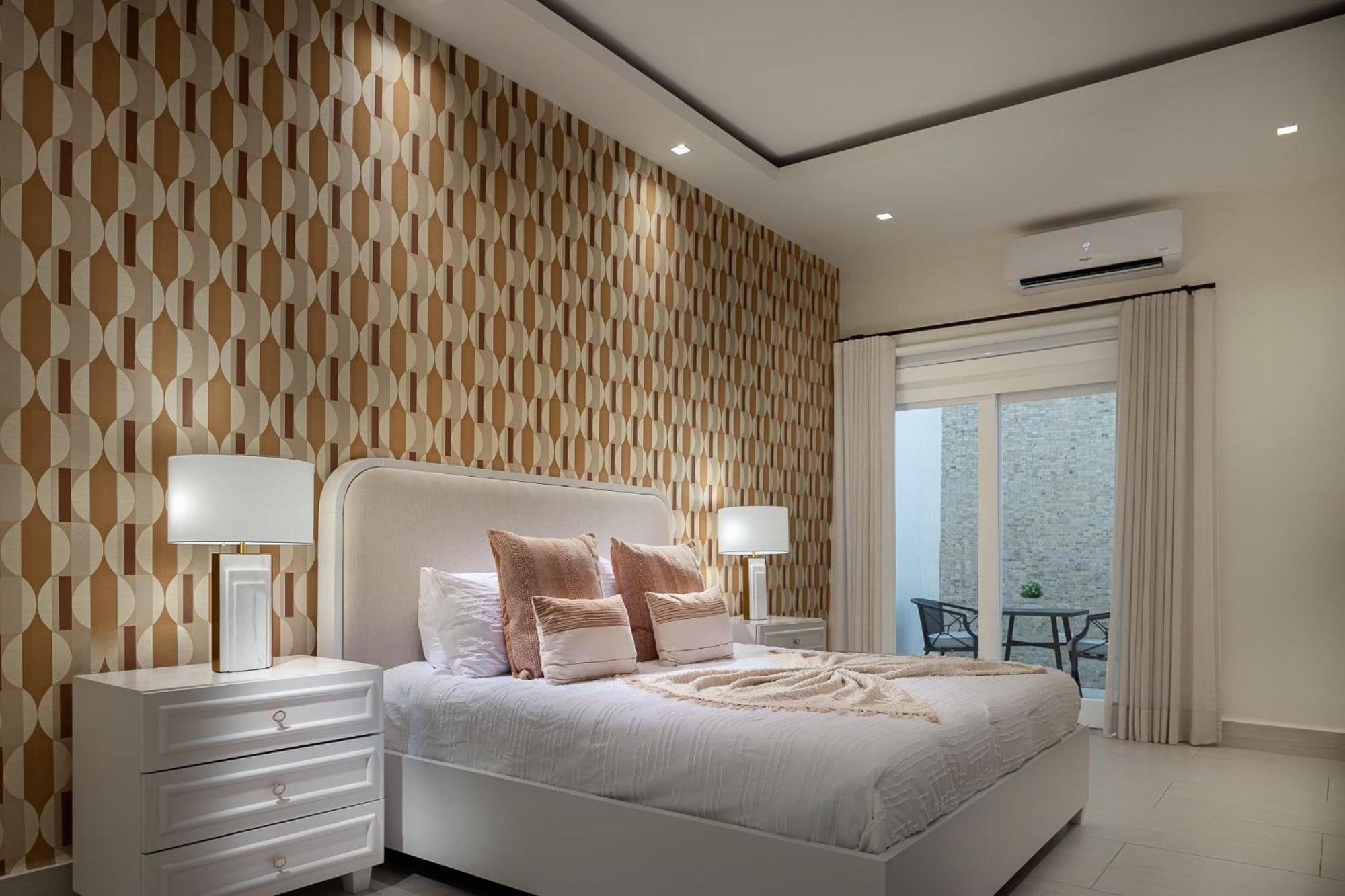 Elegante Privada De 4 Con Piscina Y Jacuzzi *