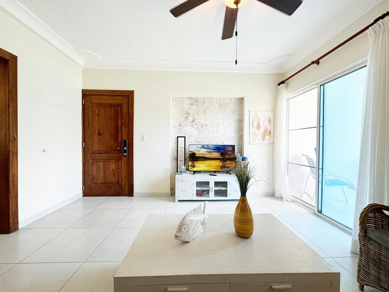Tropical 2 Bedroon In Corales Apartamento