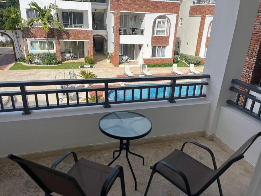 A Pocos Minutos De La Playa En Corales Coral Village B2b Punta Cana